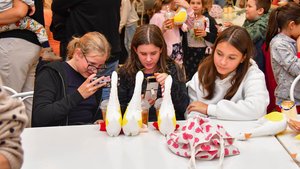 Libákat tömtek és felvonultak a kesztölci családok Márton-napon