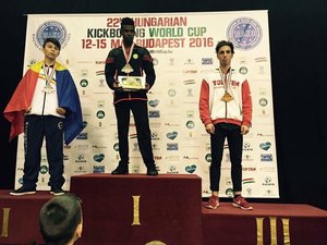 2016, Junior2 Világkupa, Budapest. 1. Jan Chedrick (Mauritius), harmadik Nagy Larion